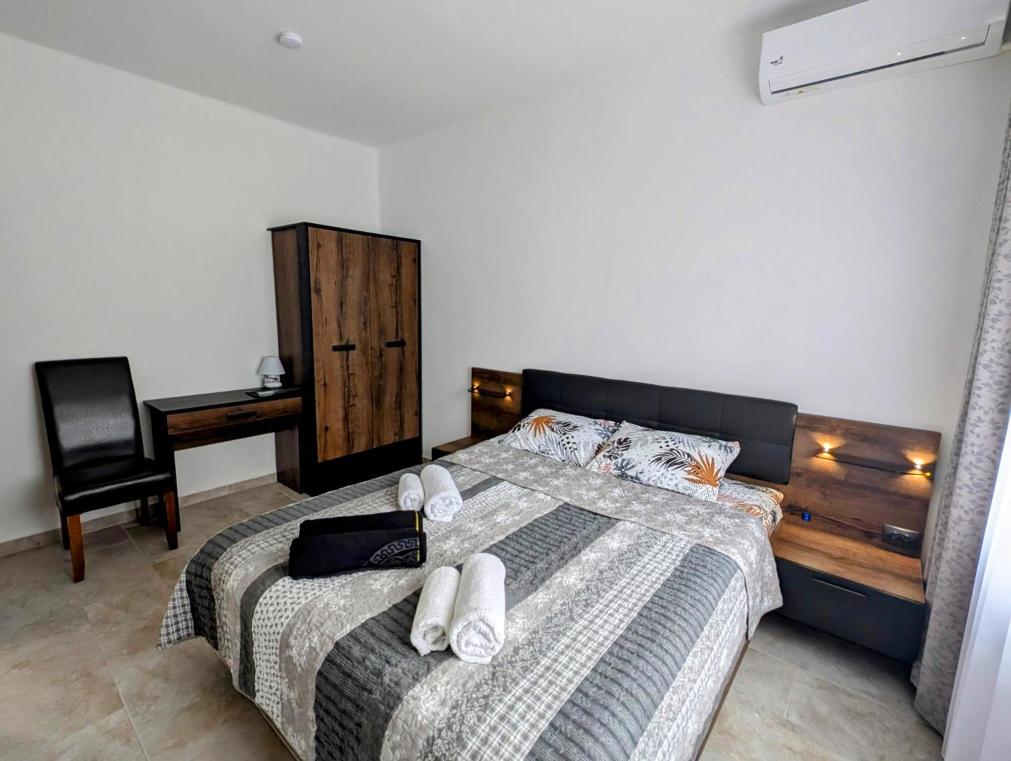 Moon Light Apartment Heviz Bagian luar foto