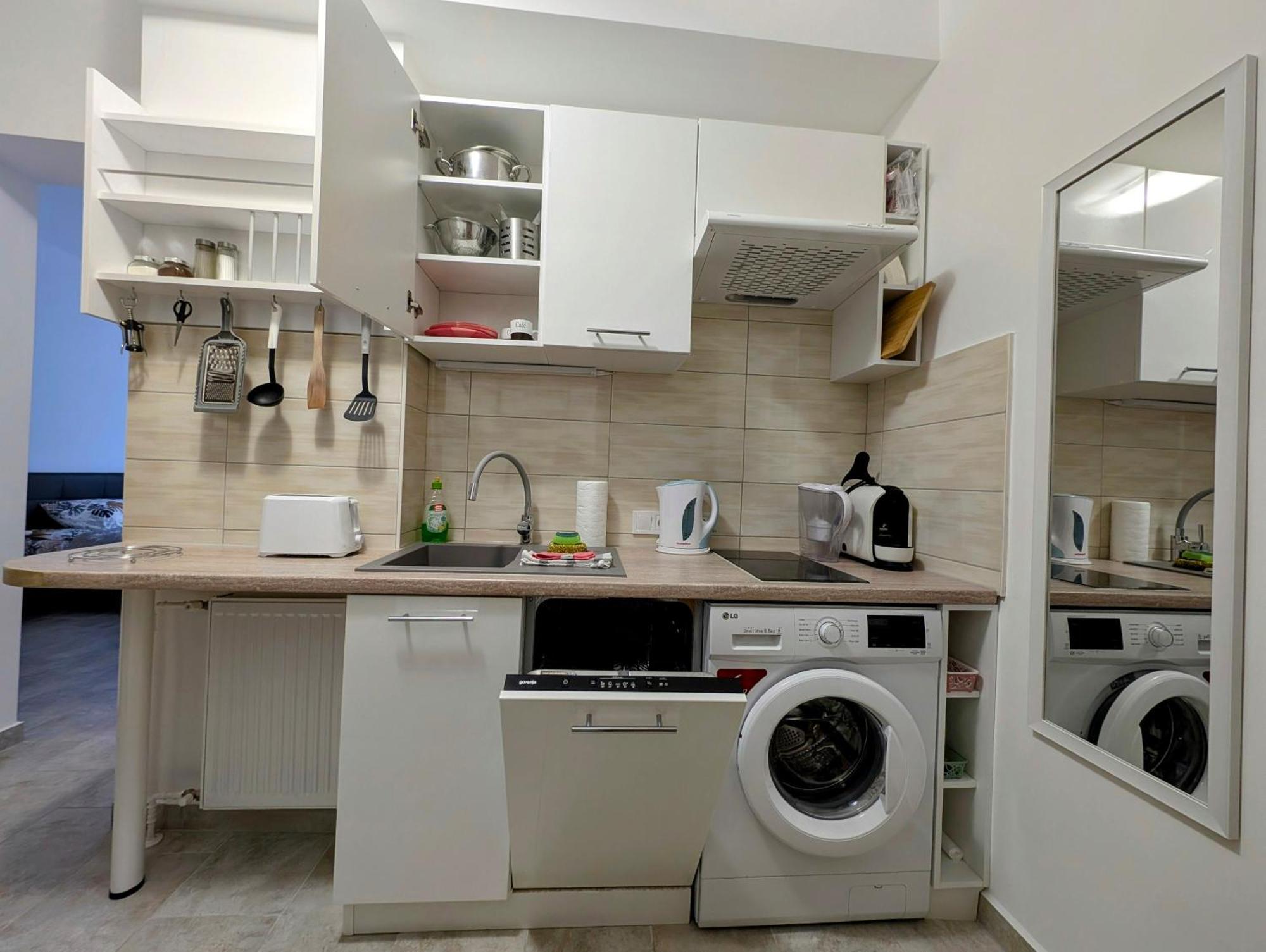 Moon Light Apartment Heviz Bagian luar foto