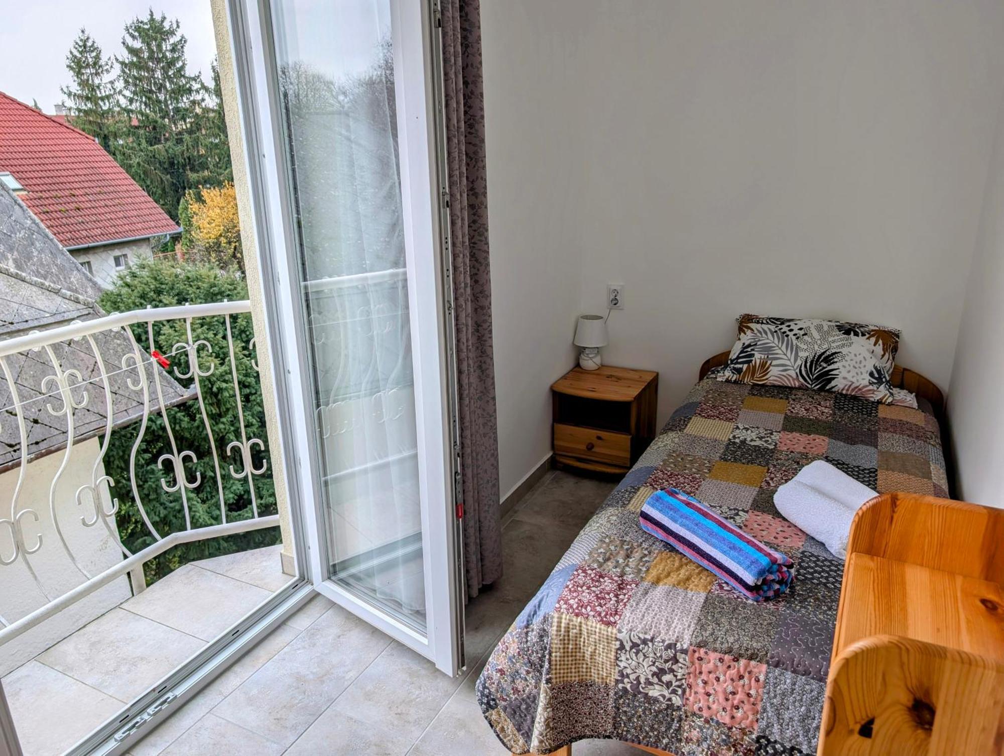 Moon Light Apartment Heviz Bagian luar foto